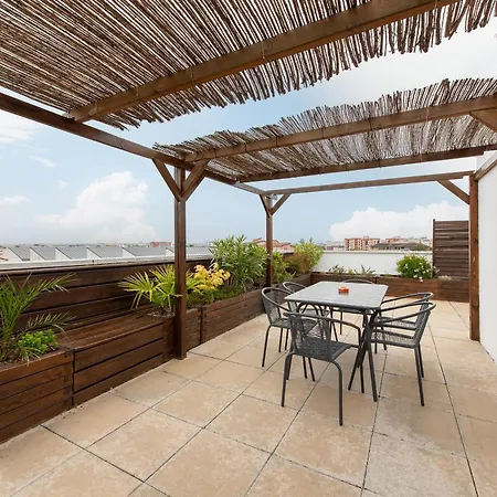 Le Surf : Triplex Lägenhet Toulouse